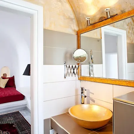 וילה Elegant Santorini - 1 Bedroom - Kudrow - Private Jacuzzi And Astounding Caldera Sea Views -
