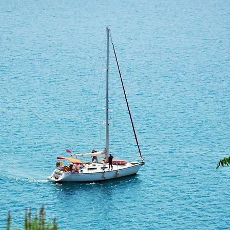 וילה Elegant Santorini - 1 Bedroom - Kudrow - Private Jacuzzi And Astounding Caldera Sea Views - *
